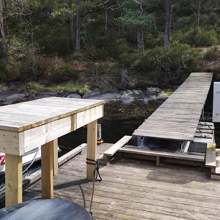 Gunnarhytta, Feriehus